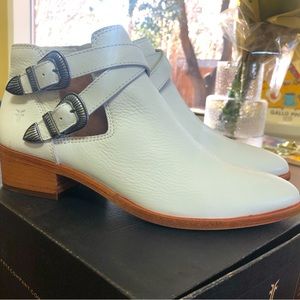 Brand New Frye Ray Western Booties - 7.5